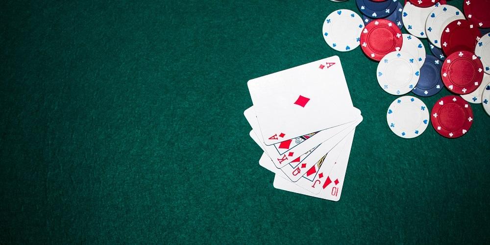 Khám phá cách tải game bài miễn phí hấp dẫn và an toàn trên điện thoại